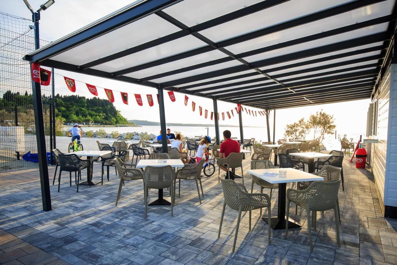 Floating House Sea Queen Portorož Dış mekan fotoğraf