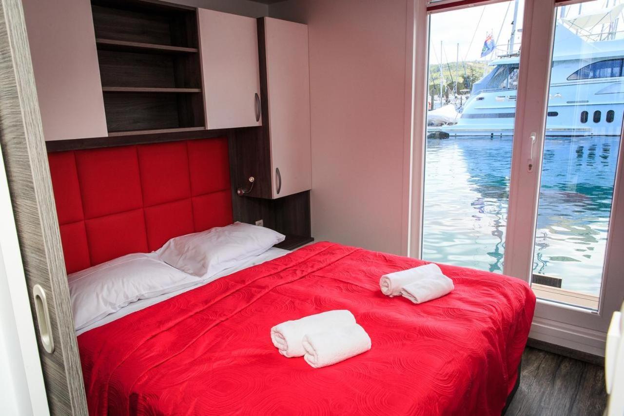 Floating House Sea Queen Portorož Dış mekan fotoğraf