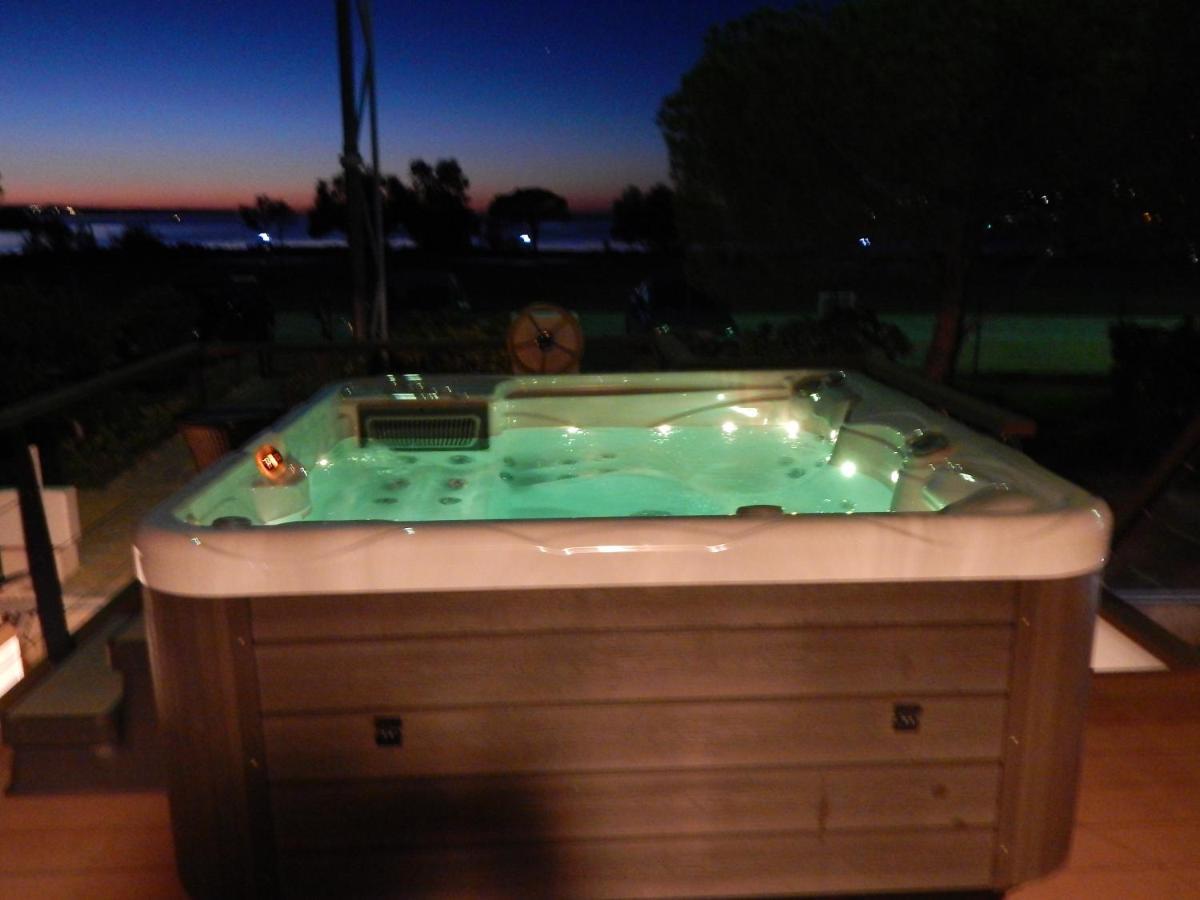 Floating House Sea Queen Portorož Dış mekan fotoğraf