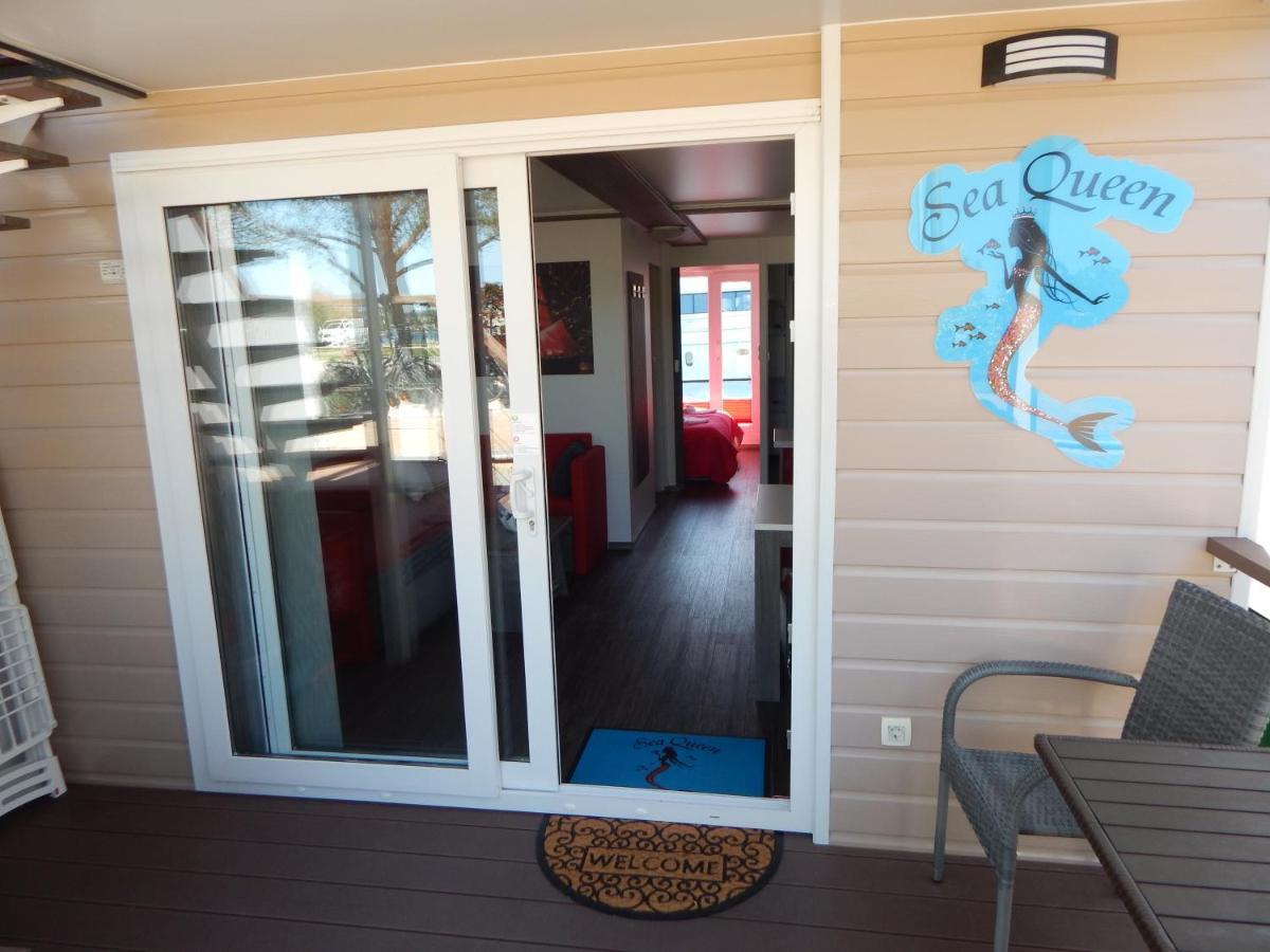 Floating House Sea Queen Portorož Dış mekan fotoğraf